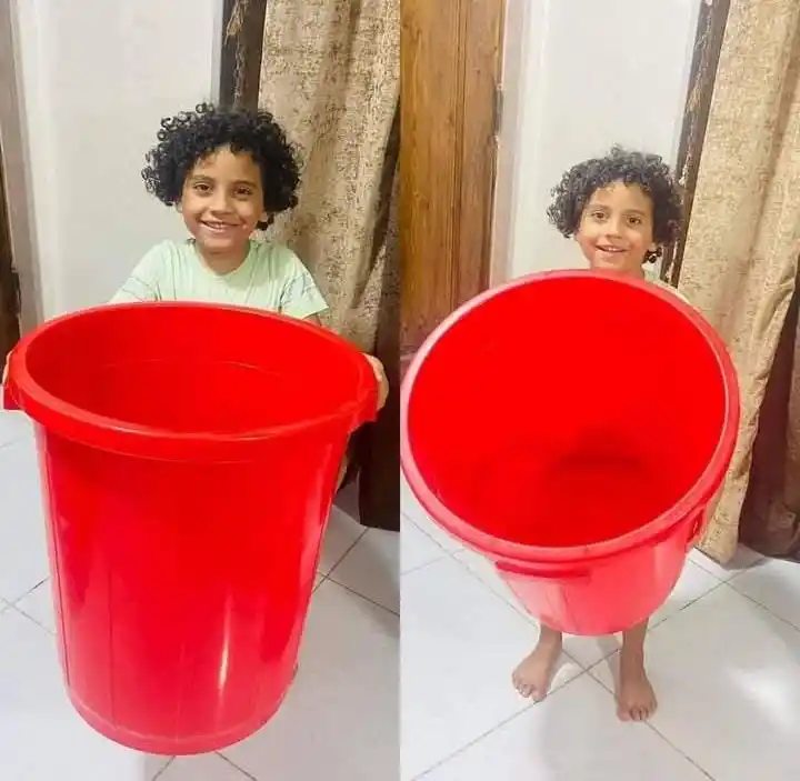 Image from PÖV:: لما ماما تقولي هاتي اي حاجه عشان اصبلك فيها مانجا أنا:.....