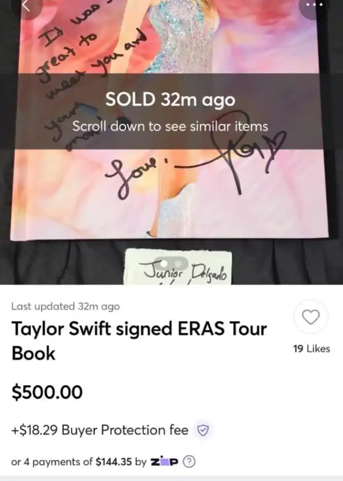 Image from Taylor Swift | Español 💚💛💜❤️🩵🖤: 💖 | Una Swiftie compró por $500 uno de los libros de The Eras Tour qu...