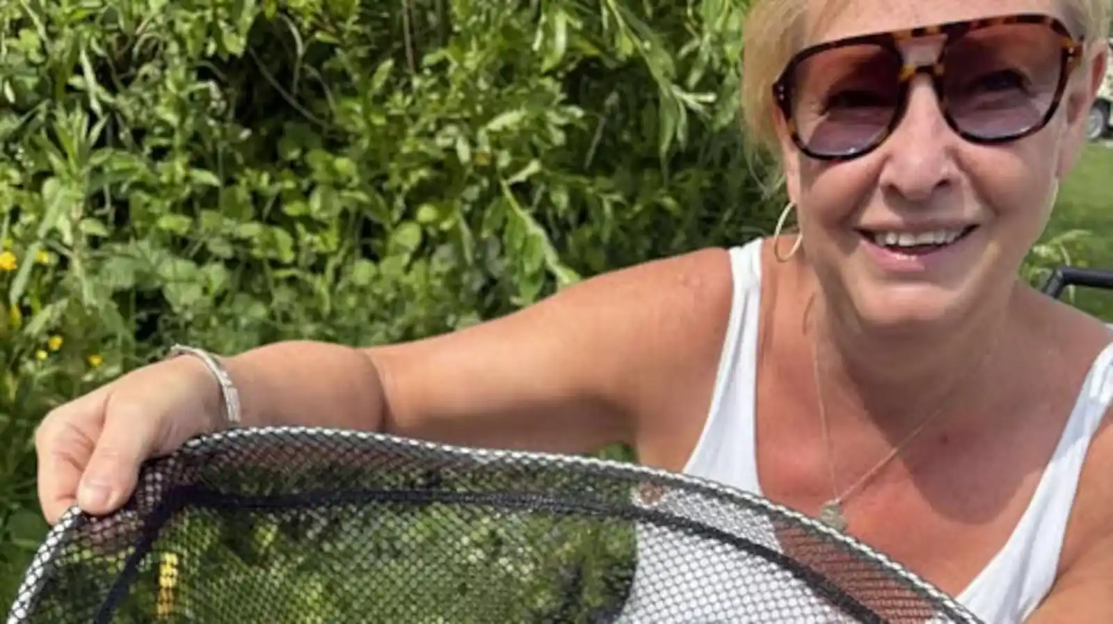 Image from RTL Nieuws: *Britse vrouw (59) krijgt hondsdolheid door krab van puppy, sterft maa...