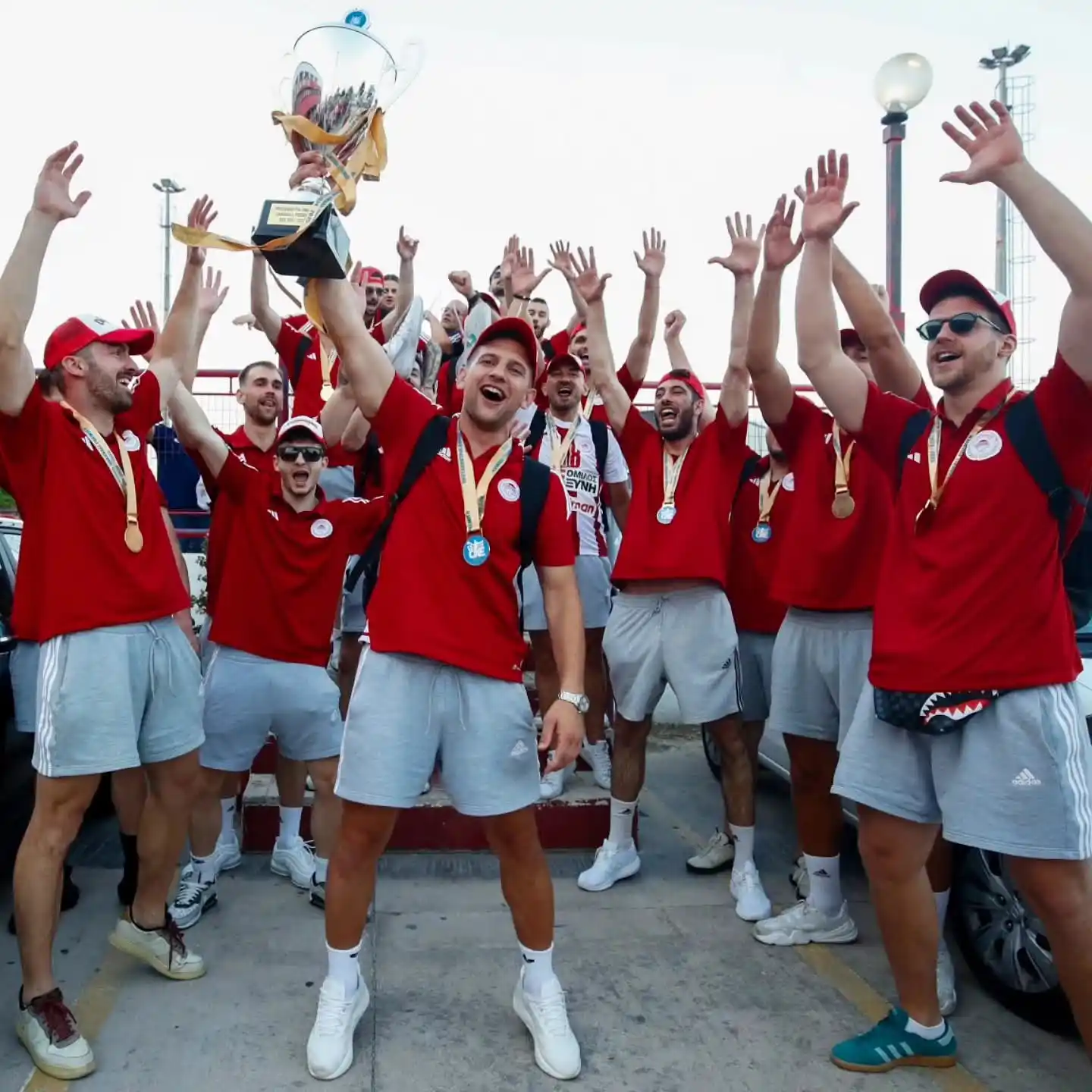 Image from Kadetten Schaffhausen: Herzlichen Glückwunsch, Josip! 🏆🥇  Unser neuer Spielmacher Josip Per...
