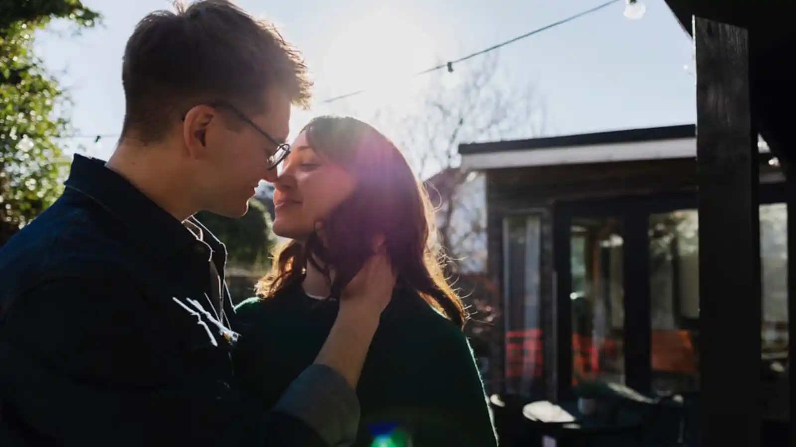 Image from RTL Nieuws: *Korte mannen jaloers op lange mannen om betere kansen op seksuele par...