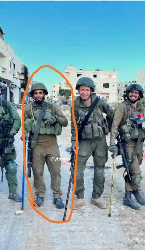 Image from قناة أحلى الكلام🎋🅰🎵🅰🌴: "ما أشبه اليوم بالبارحة " الرائد "شا لوم افخا ي"  قائد كتـ.يبة "المخـ....