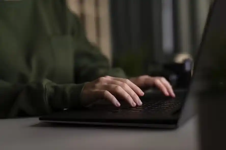 Image from EXTRA - INSS, FGTS e seus direitos: *Golpistas estão enviando e-mails falsos em nome do eSocial. Veja como...