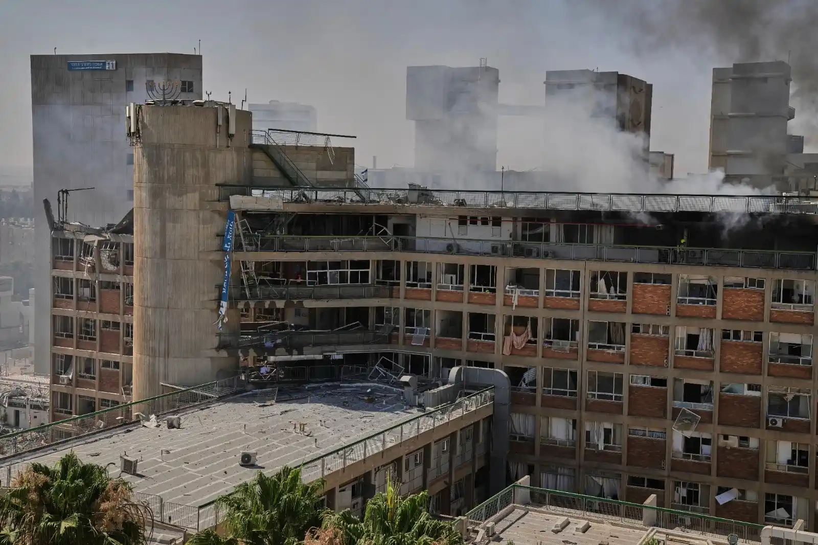 Image from RFI Kiswahili: Kenya imewahamisha wanadiplomasia wake kutoka Tel Aviv na Tehran kufua...
