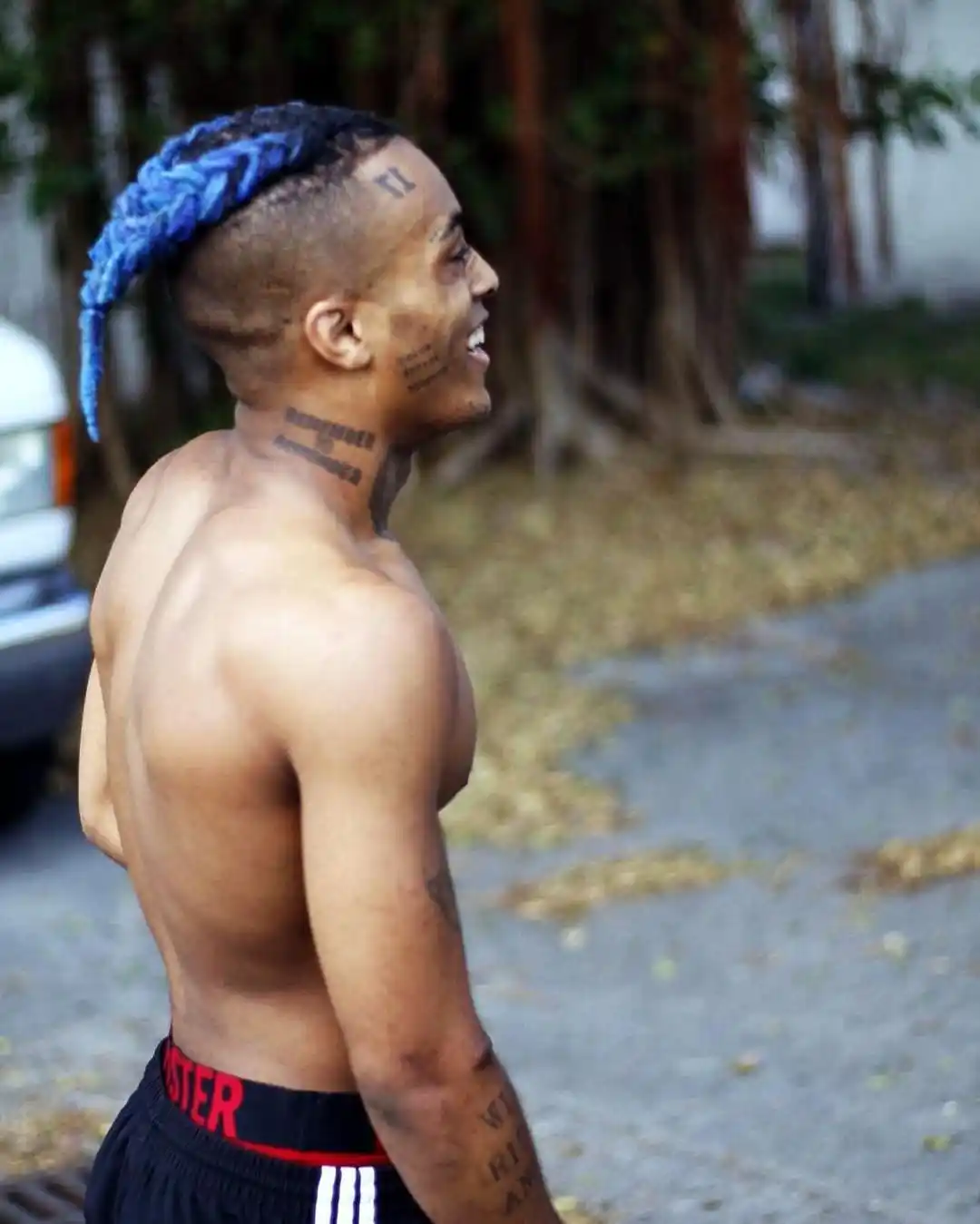 Xxxtentacion post