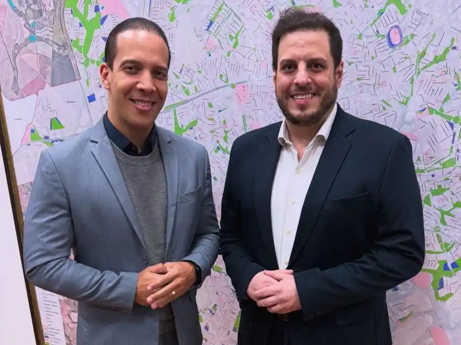 Image from 📲 Guia Limeira - Informações da nossa cidade: Murilo Félix nomeia Bruno Bortolan como titular da Secretaria de Cultu...
