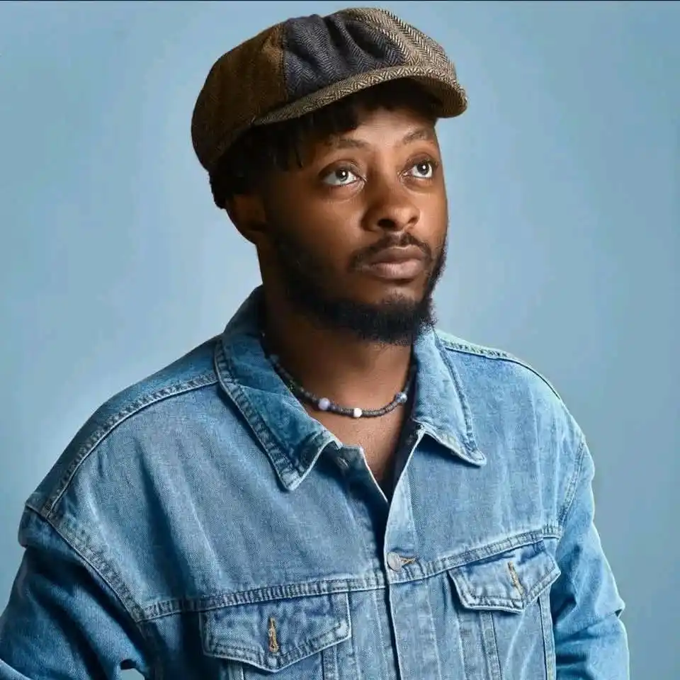 Image from People 237: Robinson Piffo officiel 👇  "Vos soutenances même en simple BTS vous i...