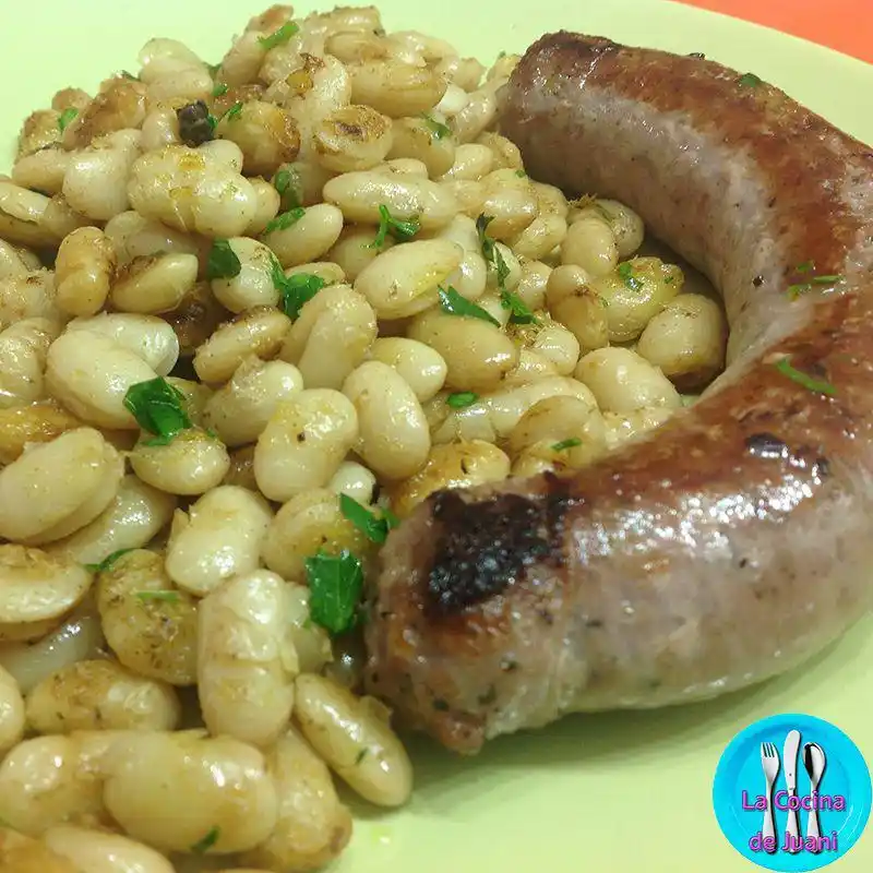 Image from La Cocina de Juani: ✨ Seques amb butifarra… el alma de la cocina catalana en un plato senc...