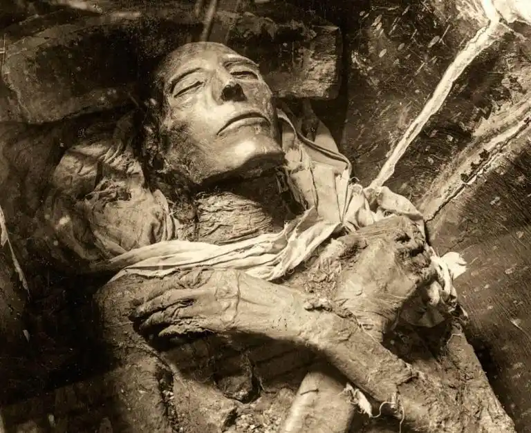 Image from Ancient Egyptian Civilization (AEC): The well preserved mummy of King Seti I. The Mummy of Seti I was Origi...