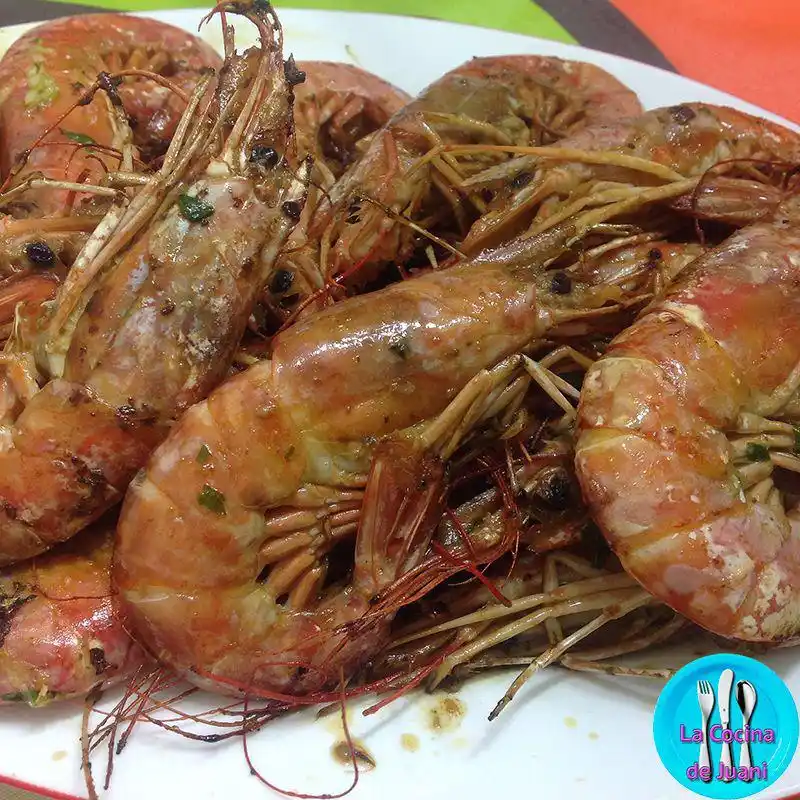 Image from La Cocina de Juani: 🌞 Verano, brisa marina y un plato que lo dice todo: ¡gambones al bran...