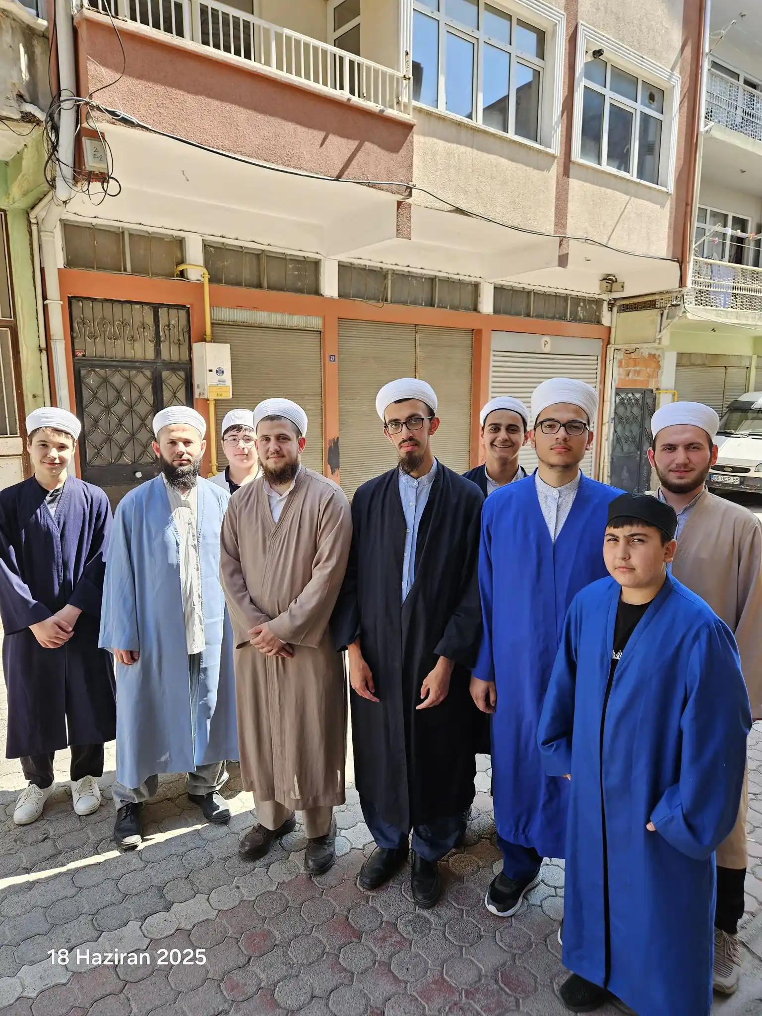 Image from SAMSUN SAHABEYİ KİRAM İLME HİZMET VE YARDIMLAŞMA DERNEĞİ: Esselamualeykum Samsun’da yetişen İstanbul’da emiri bil maruf eğitim a...