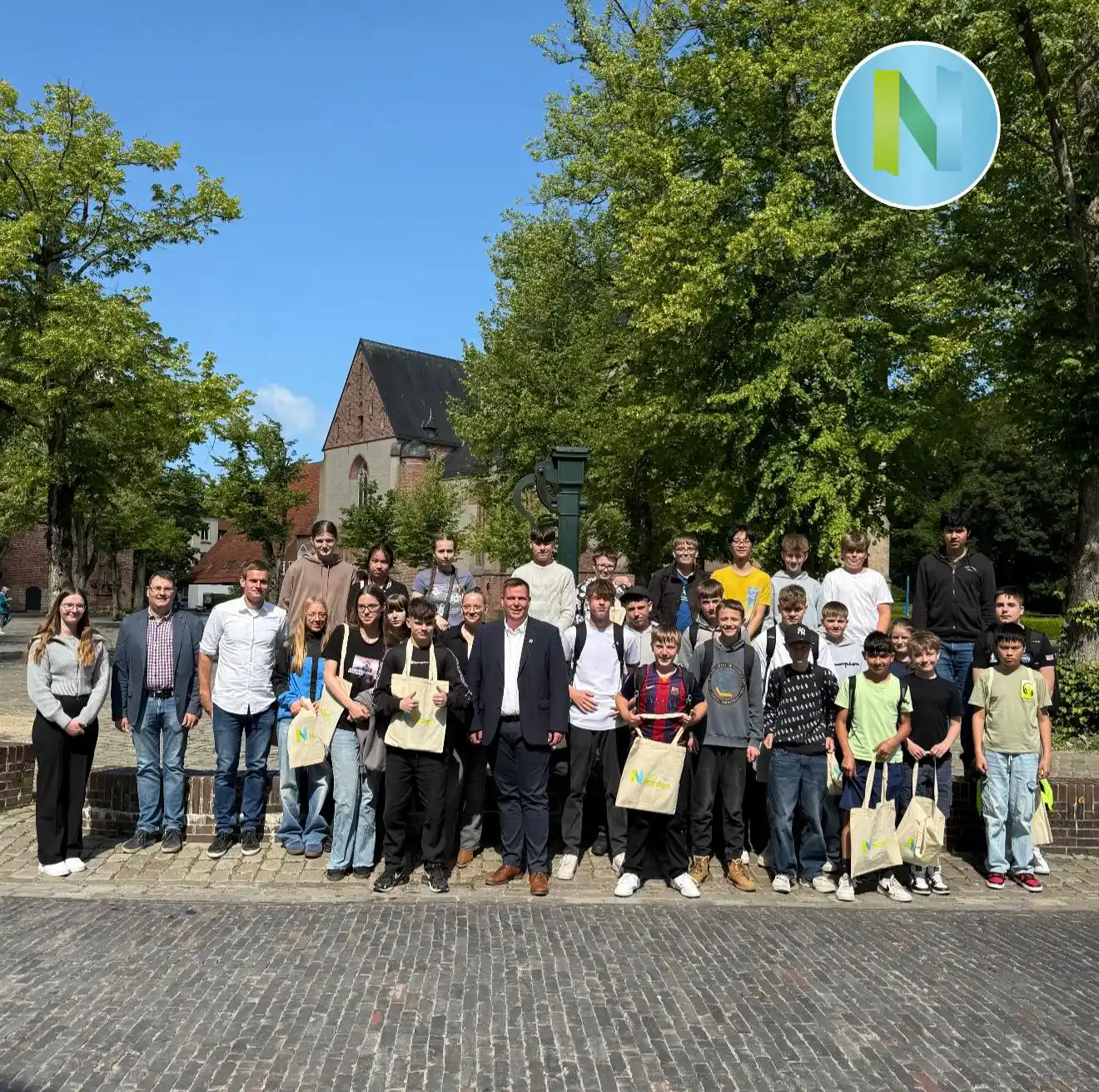 Image from Stadt Norden: Jugend und Politik - das passt zusammen👍 Der Besuch der Jahrgangstuf...