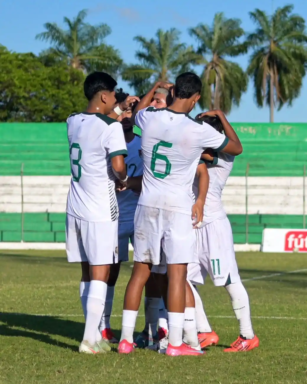 Image from Club Bolívar: Los Celestes brillan en La Verde 🎉🇧🇴 Nuestros convocados destacan ...