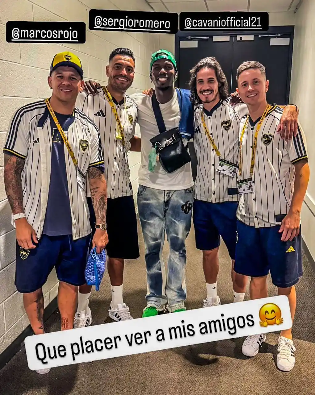 Image from LiveScore Bet Nigeria: 😁🤝 Paul Pogba with Boca Juniors players Marcus Rojo, Sergio Romero, ...