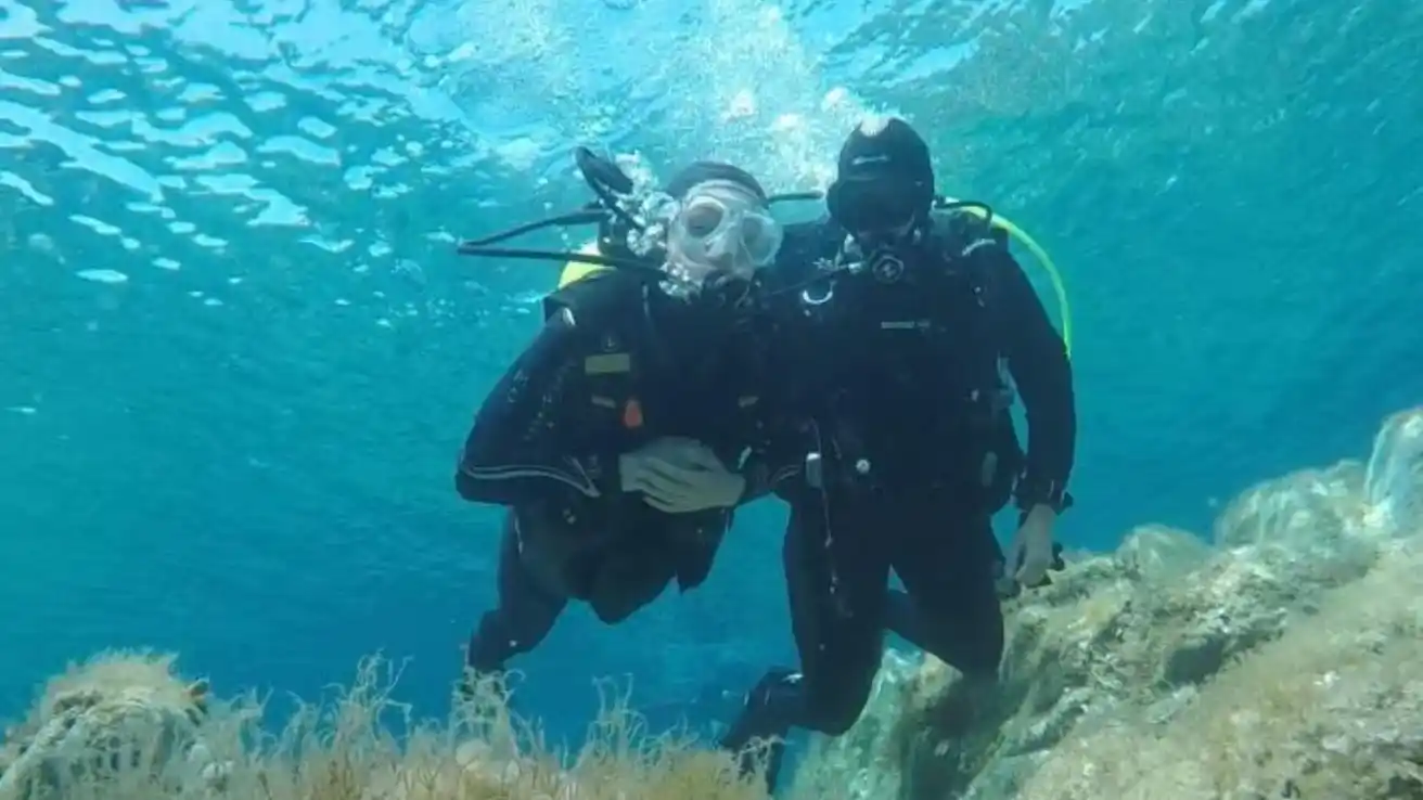 Image from Corse-Matin: Sartène : immersion en plongée sous-marine à Campomoro Les classes de ...