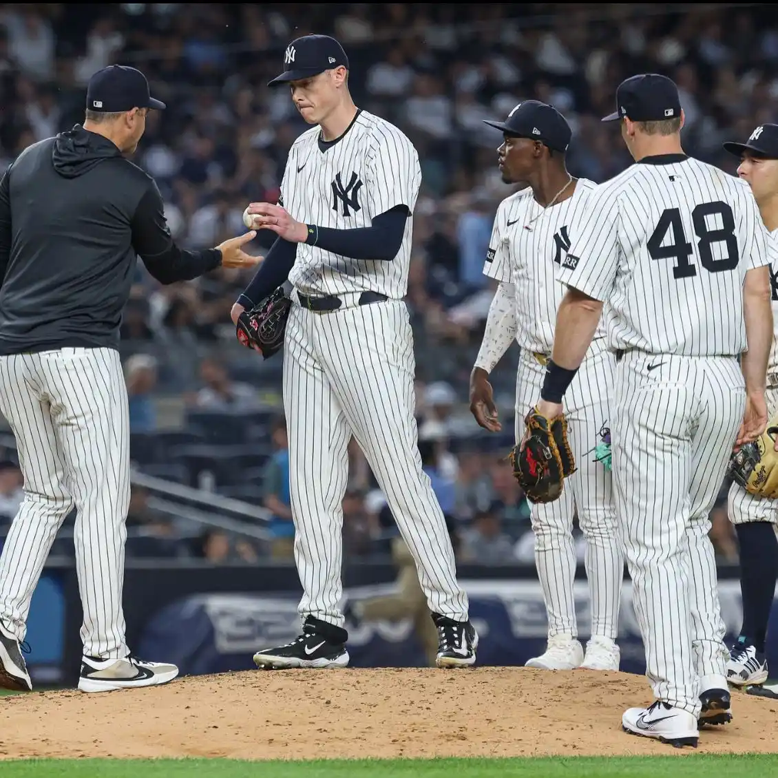 Image from HDN Deportes : SIGUE LLOVIENDO TRISTEZA EN EL BRONX !   @yankees han perdido seis jue...