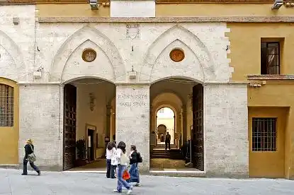 Image from agenziaimpress.it: *Studentesse palestinesi a Siena, interviene il Tar: chiesto al consol...