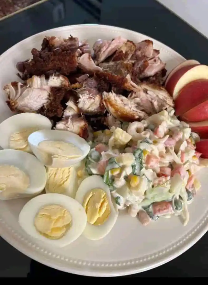 Kisiithefoodie  post