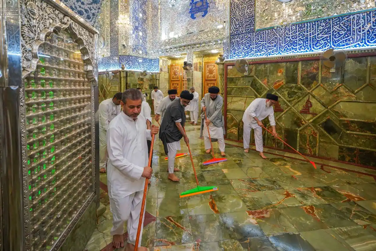 Image from کربلاء ٹوڈے/Karbala today: 💐عیدِ غدیر کے مقدس موقع پر وصى رسول حضرت علی مرتضیٰ علیہ السلام کے ضر...