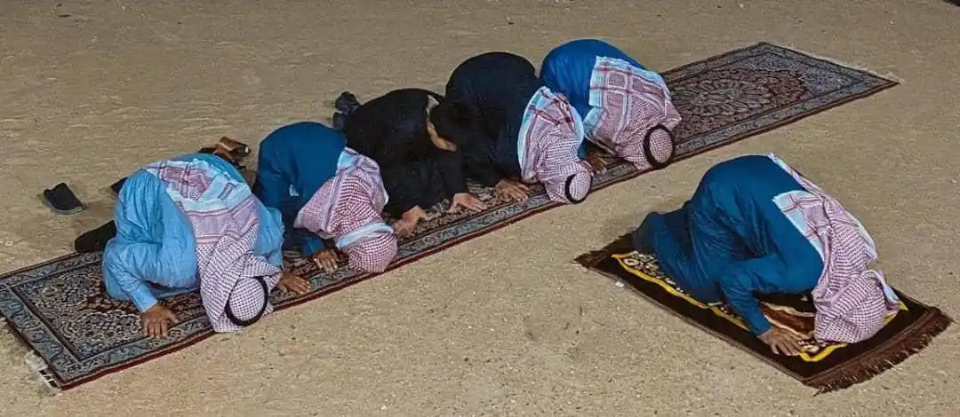 Image from لـلـه نــمــضــي☁️♥: *وَكأن الفجر خُلِق لِراحة النفوس وإنشراح الصدور هو وَقت لا يَجتمعُ فيه...