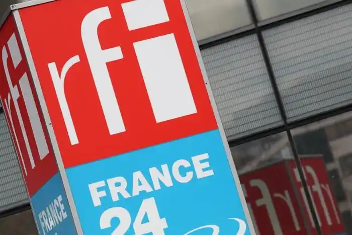 Image from Nouvel ETALON: 🇹🇬 *Togo/ Médias : France 24 et RFI suspendus pour trois mois* *_Au...