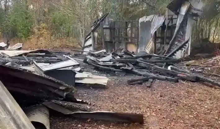 Image from ContratistasForestalesAG: *Capilla termina destruida por el fuego tras atentado incendiario en C...