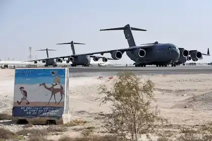 Image from VENEZUELA POST: Estados Unidos retiró decenas de aviones militares de una base en Qata...