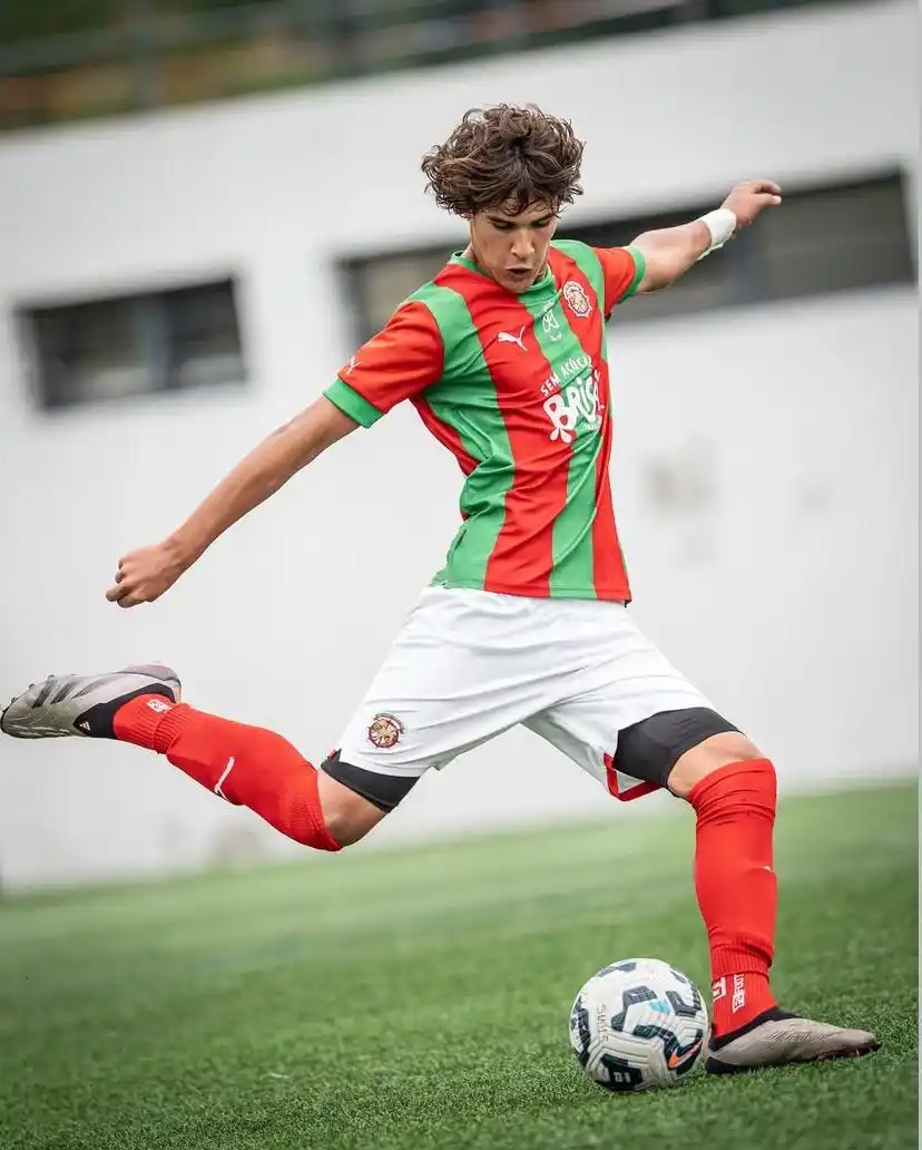 Image from SPORTTINTOS⚽🔥: *🔍🇻🇪 Talento Vinotinto en Europa*  ✅Juan Diego da Silva (2010) es d...