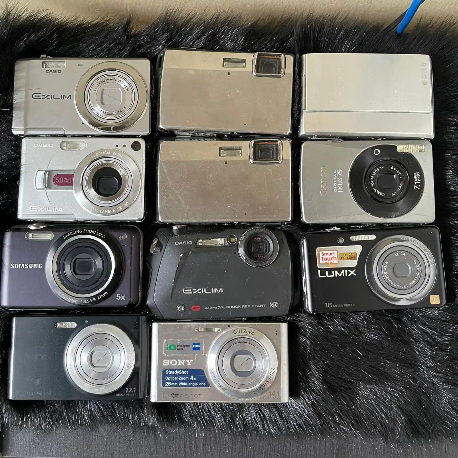 Image from kuiefes digicam 🐝: casio exilim zs5 no minus 💰1 juta digicam non merek no minus💰500 rb ...