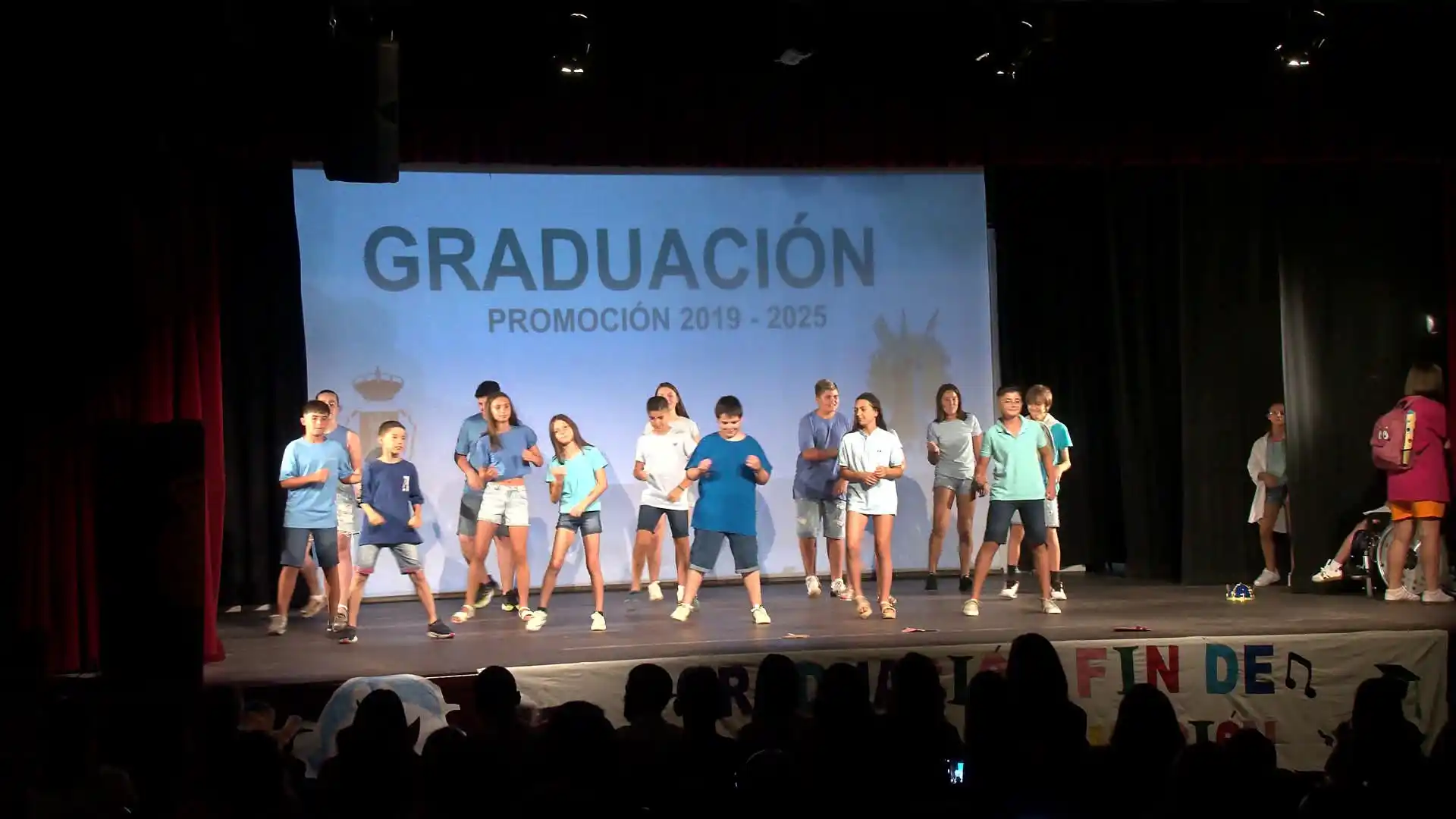 Image from Ayuntamiento de Paradas (Sevilla): 👩🎓GRADUACIÓN EN EL CEIP MIGUEL RUEDA👨🎓 🔶 Ayer miércoles 18 de ...