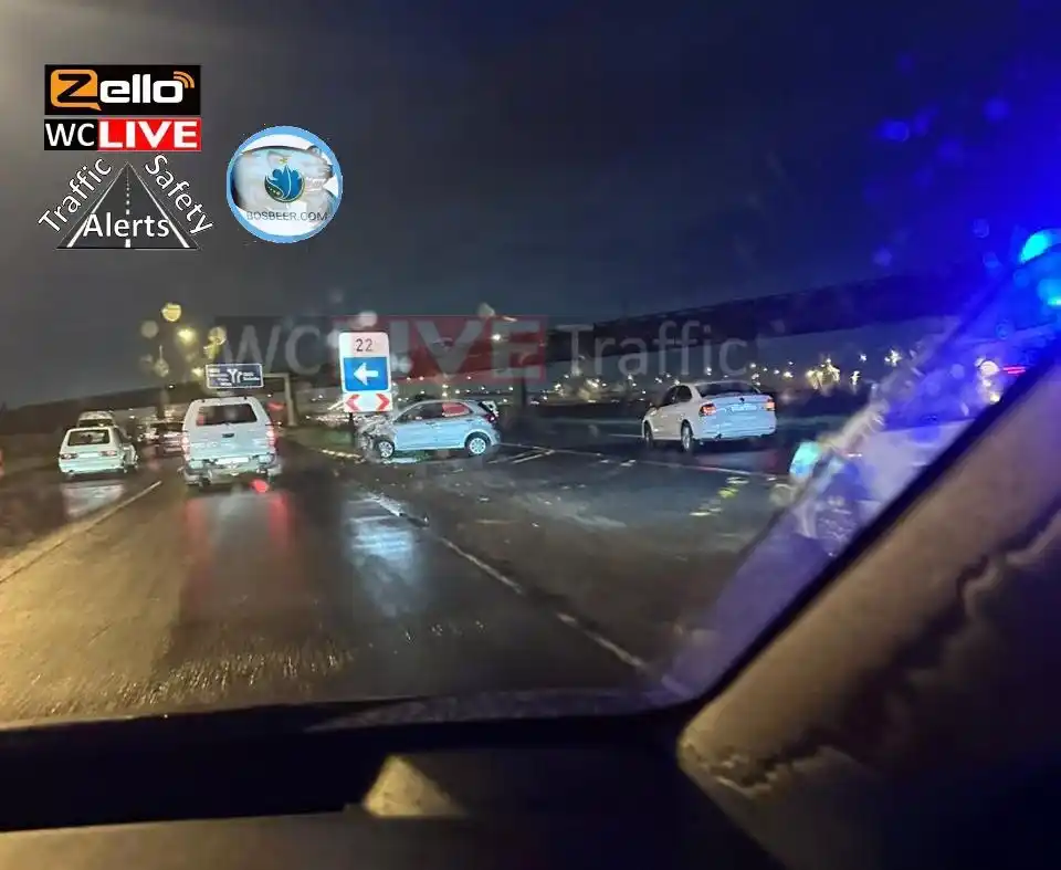 Image from WCLive Traffic & Safety Alerts: MVA N2 Inbound before R300...