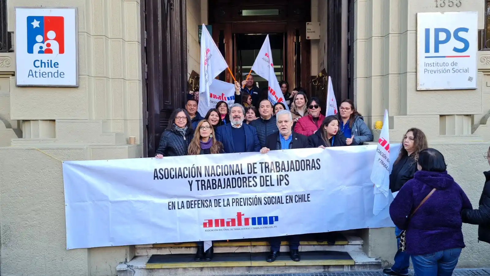 Image from ANEF CHILE: 🗞️Noticia | *ANATRINP realiza paro de advertencia con respaldo de ANE...