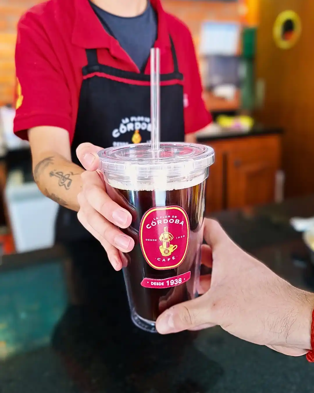 Image from Círculo Informador : Un sorbo, y todo empieza a fluir ✨☕ En *Café la Flor de Córdoba* , cad...