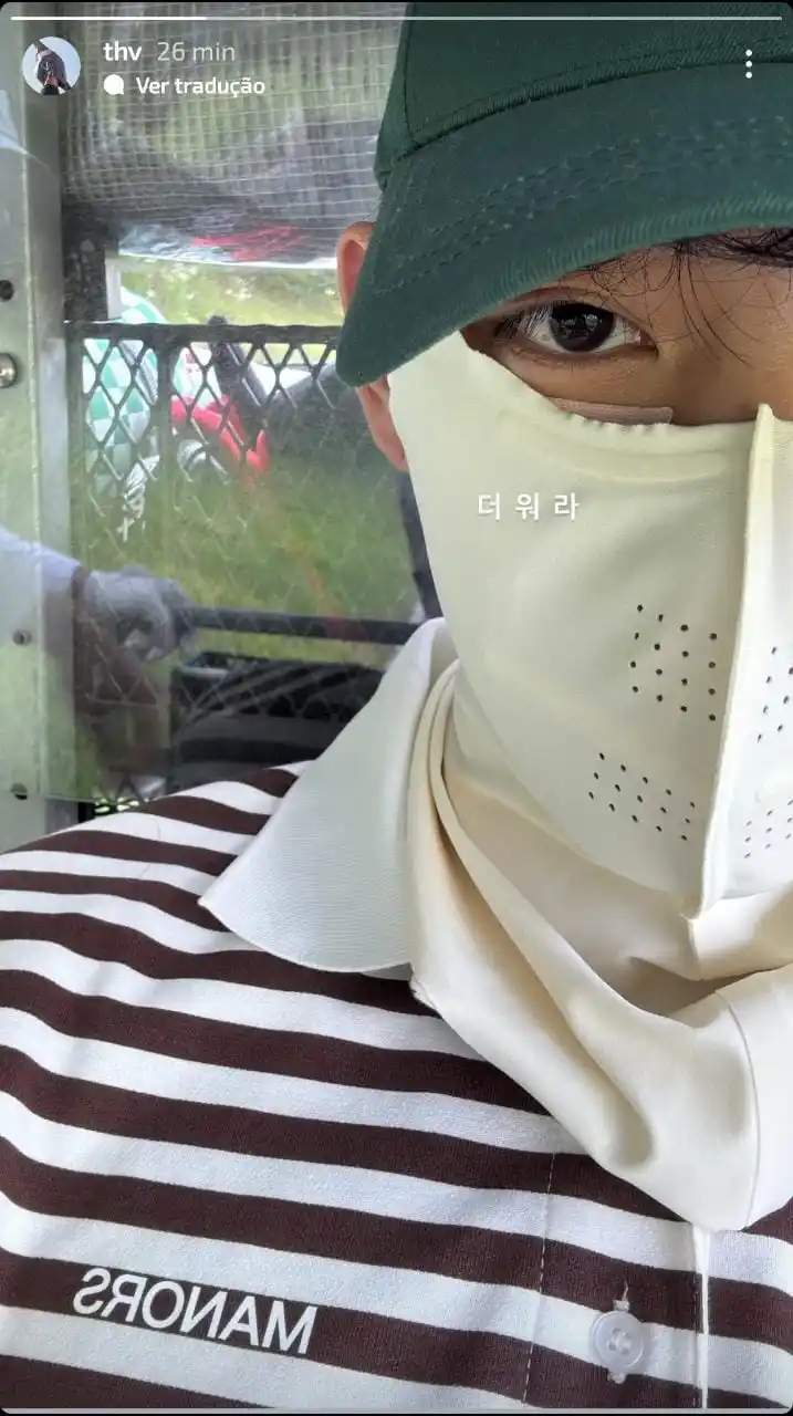 Image from ★彡[ᴊᴏʀɴᴀʟ ʙᴀɴɢᴛᴀɴ ʙʀ - ʙᴛꜱ]彡★: *📲 | ATUALIZAÇÃO DO TAEHYUNG EM SEU STORYS*  🐯: Está quente.   ⛓‍💥 ...