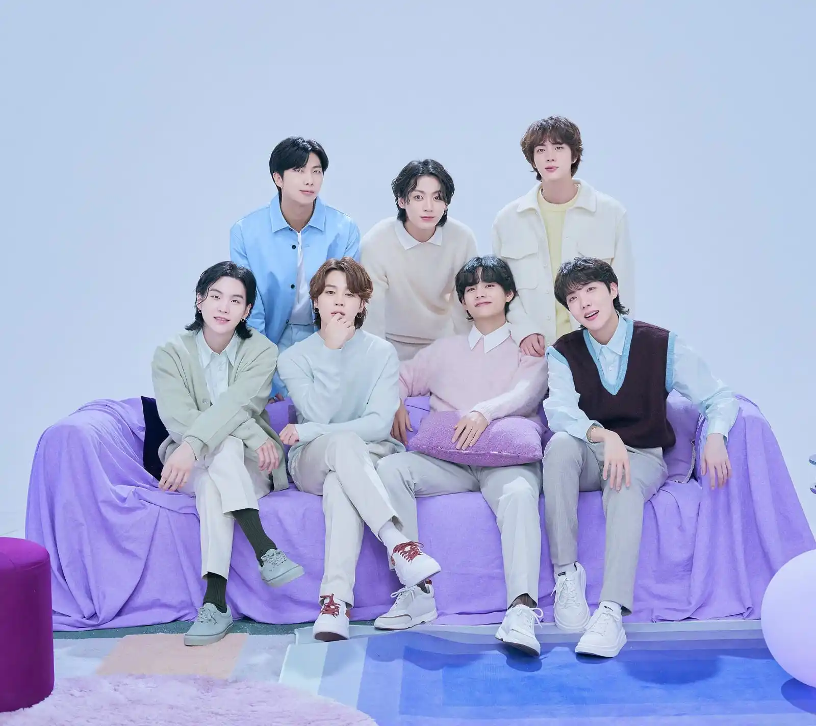 Image from ★彡[ᴊᴏʀɴᴀʟ ʙᴀɴɢᴛᴀɴ ʙʀ - ʙᴛꜱ]彡★: *📢 | CONFIRA AS NOVAS CONQUISTAS DOS MEMBROS DO BTS NAS PLATAFORMAS D...