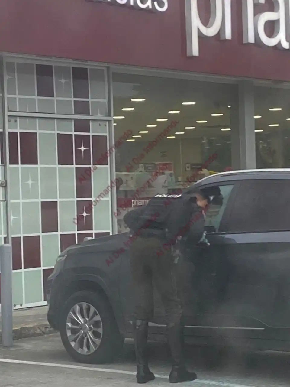Image from AL DIA INFORMADO: Delincuentes vuelven a romper el vidrio de un carro para llevarse todo...