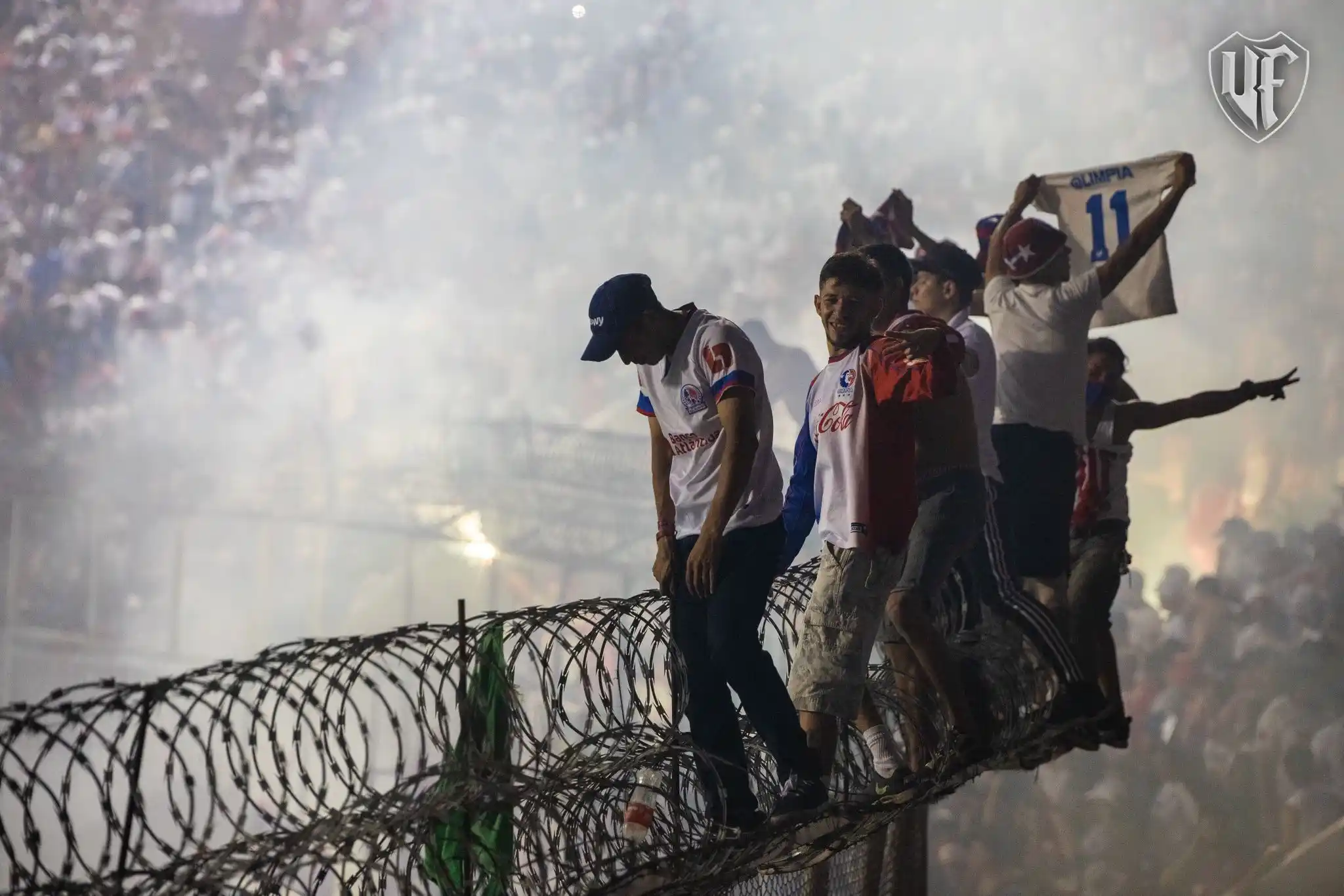 Image from La Ultra Fiel: ¡FELIZ INICIO DE SEMANA, OLIMPISTAS!  No traten de entenderlo, es nues...