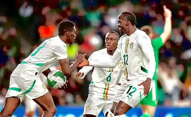 Image from BKD-News: (Foot / Amical) - Match solide des Lions ce soir à Dublin  Menés au sc...