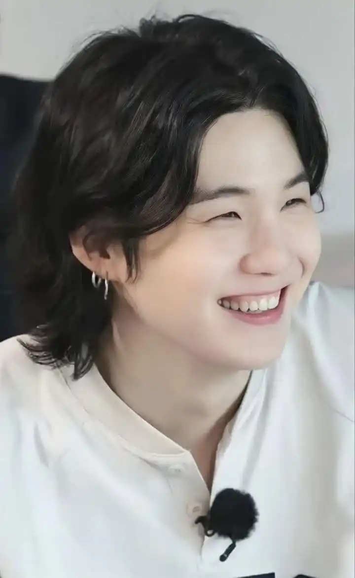 Image from ★彡[ᴊᴏʀɴᴀʟ ʙᴀɴɢᴛᴀɴ ʙʀ - ʙᴛꜱ]彡★: *ℹ️|INFO*  Segundo apuração do News1 no dia 19, SUGA encerrou efetivam...