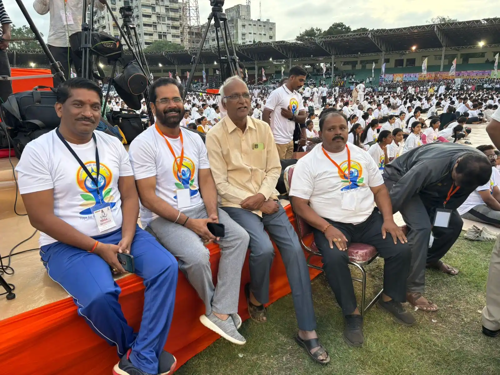 Image from Keshaboina Sridhar BJP : ఎల్బీ స్టేడియంలో యోగా దినోత్సవ ఏర్పాట్లను పరిశీలించిన కేంద్ర మంత్రి గౌ...