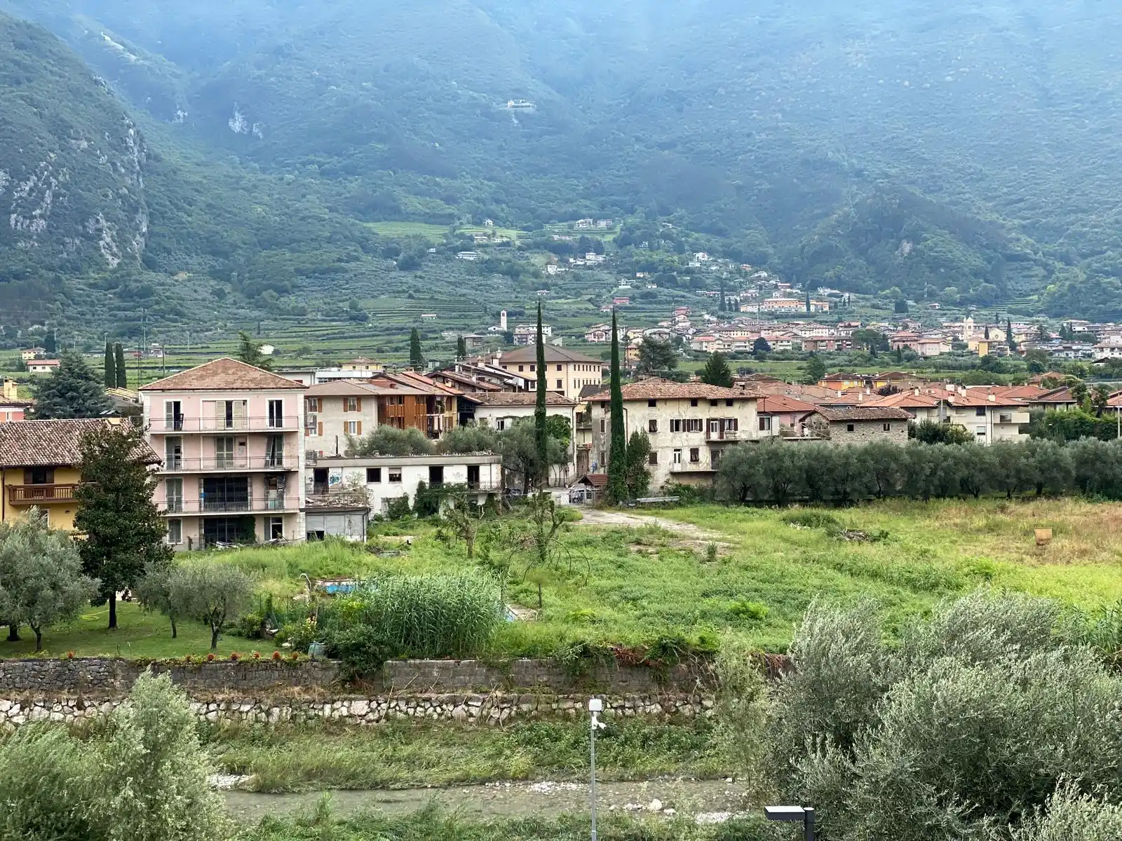 Image from La Busa: 🔖 Hotel Arco: la nuova sindaca pronta a chiedere lo stop  📝 Il proge...