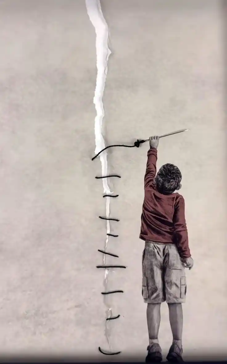 Image from قناة الكاتبة فاطمة الأمير - Fatima Alameer: قد نكون في أعظم حالاتنا أمام الآخرين، ولكن أرواحنا من الداخل متعبة.  ق...
