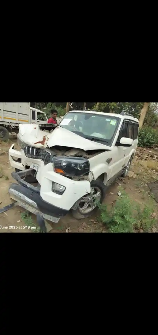 Image from SALVAGE CAR AUCTION INDIA : "State: UTTAR PRADESH Make: MAHINDRA Varient: SCORPIO S10 Manufacturin...