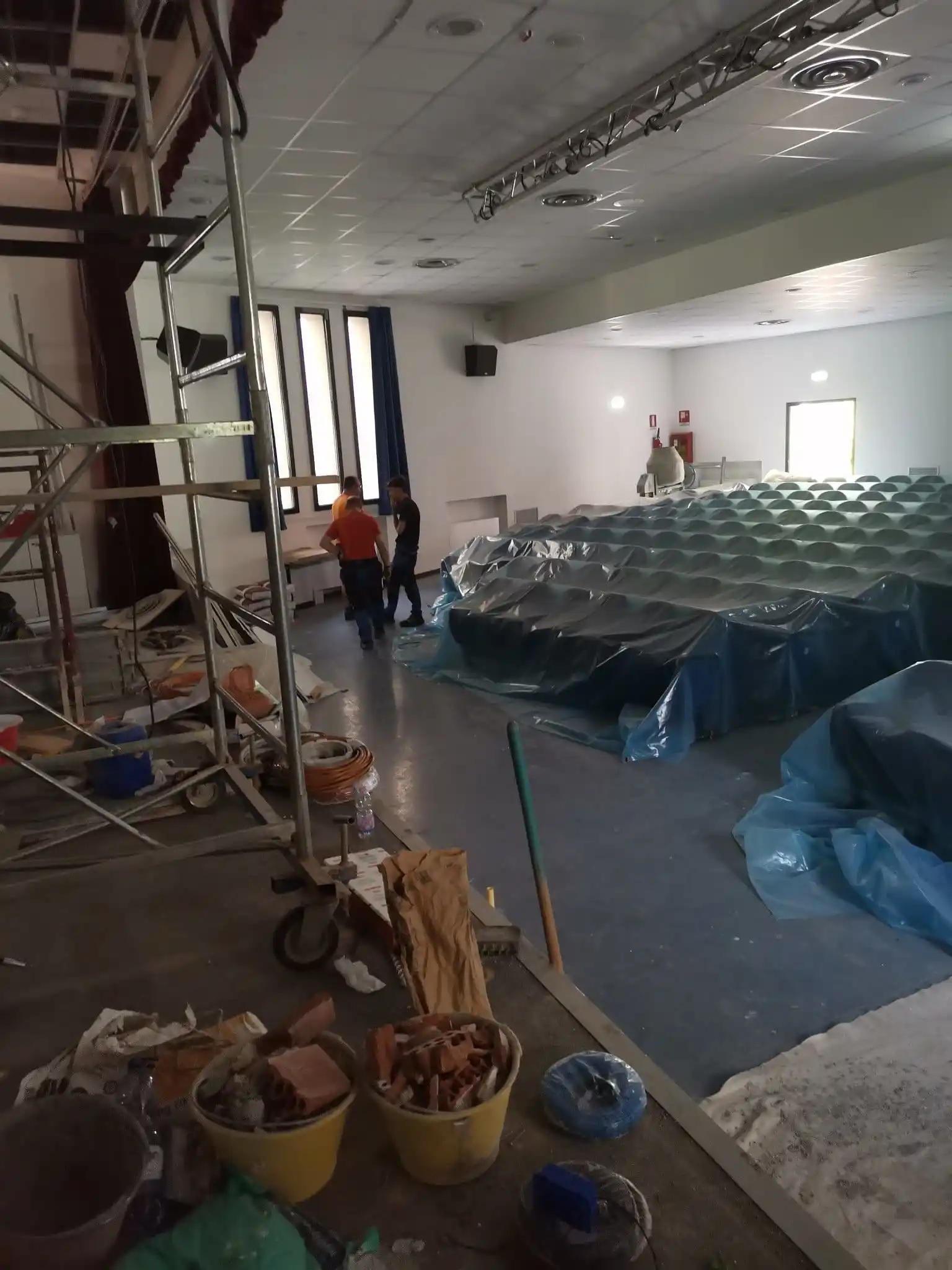 Image from La Busa: 🔖 Teatro-Cinema “Comunità di Valle”, ultimi ritocchi per il ritorno d...