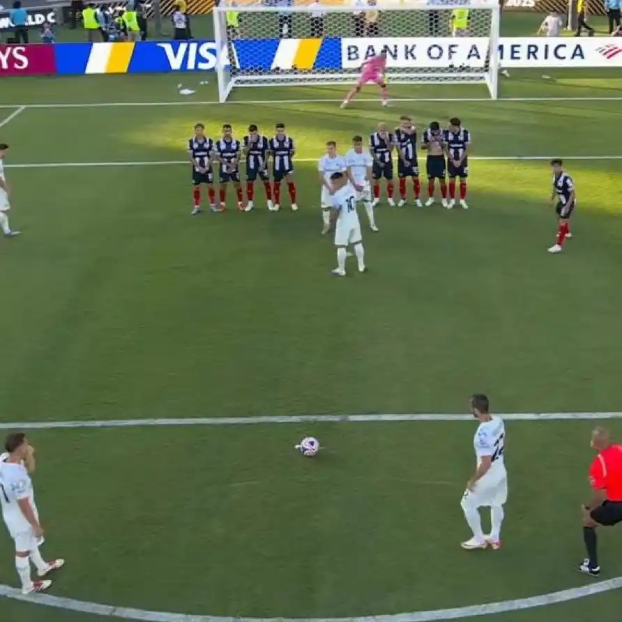 Image from Mackolik: Domenec Torrent'in Monterrey'inden imza savunma.  🛑 Çift Baraj 🛑...