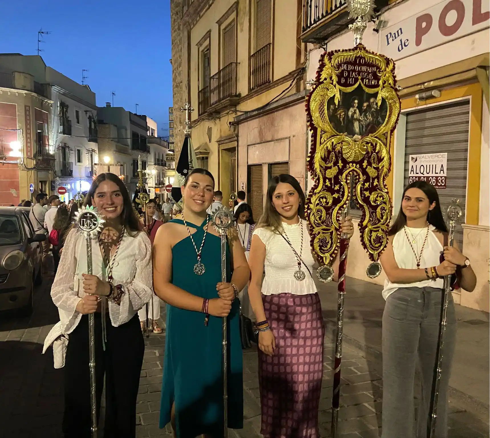 Image from EL MONAGUILLO: En la noche de ayer, una representación de nuestra Juventud acompañó a...