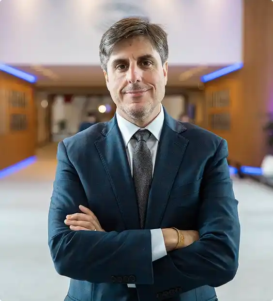 Image from LA HORA DE LA VERDAD: "Estamos <a class="text-blue-500 hover:underline cursor-pointer" href=...