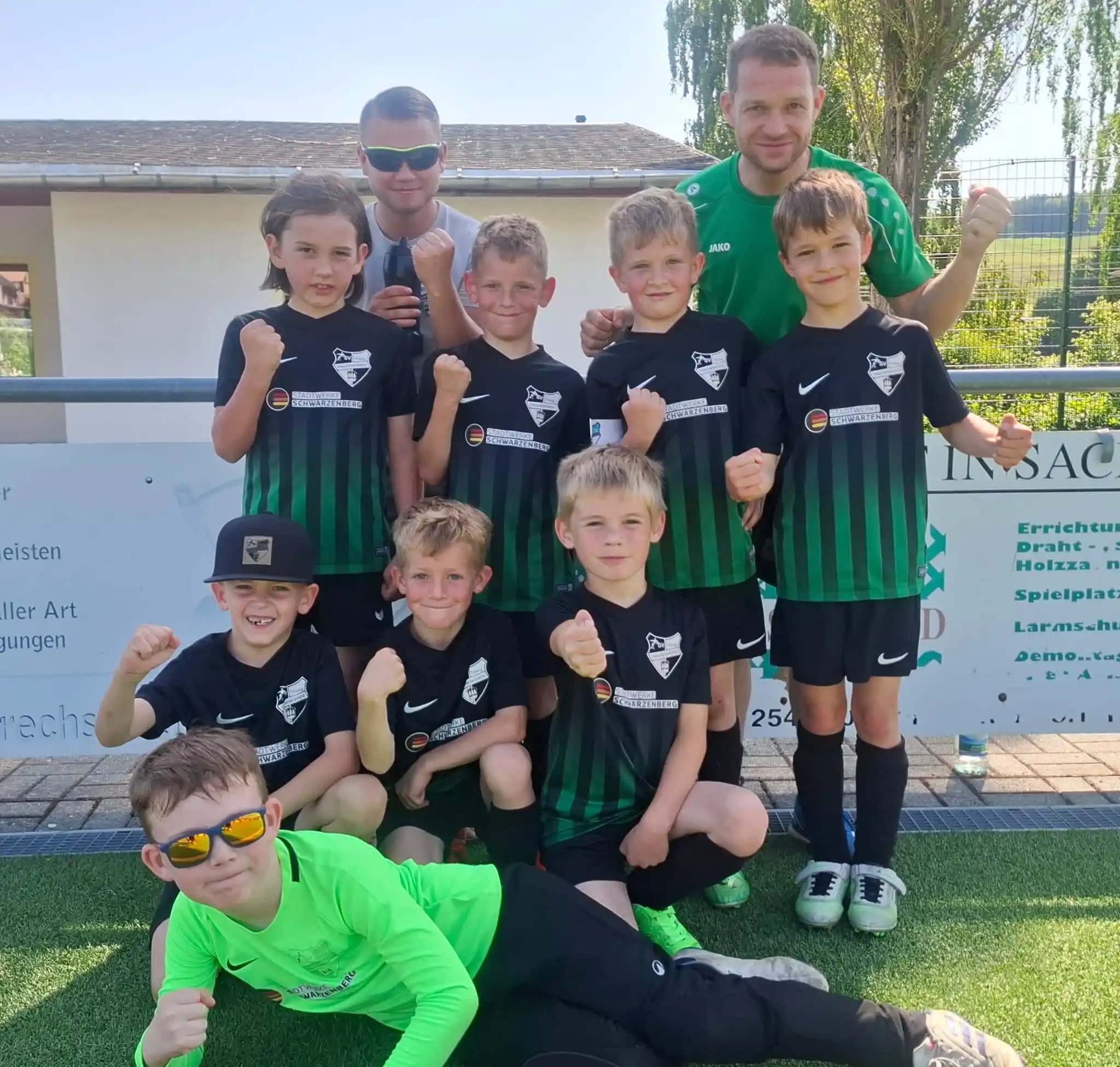 Image from SV Tanne Thalheim Abtl. Fußball 🌲🌲🌲: Und auch die F-Junioren waren bei Sommerlichen Temperaturen gestern in...