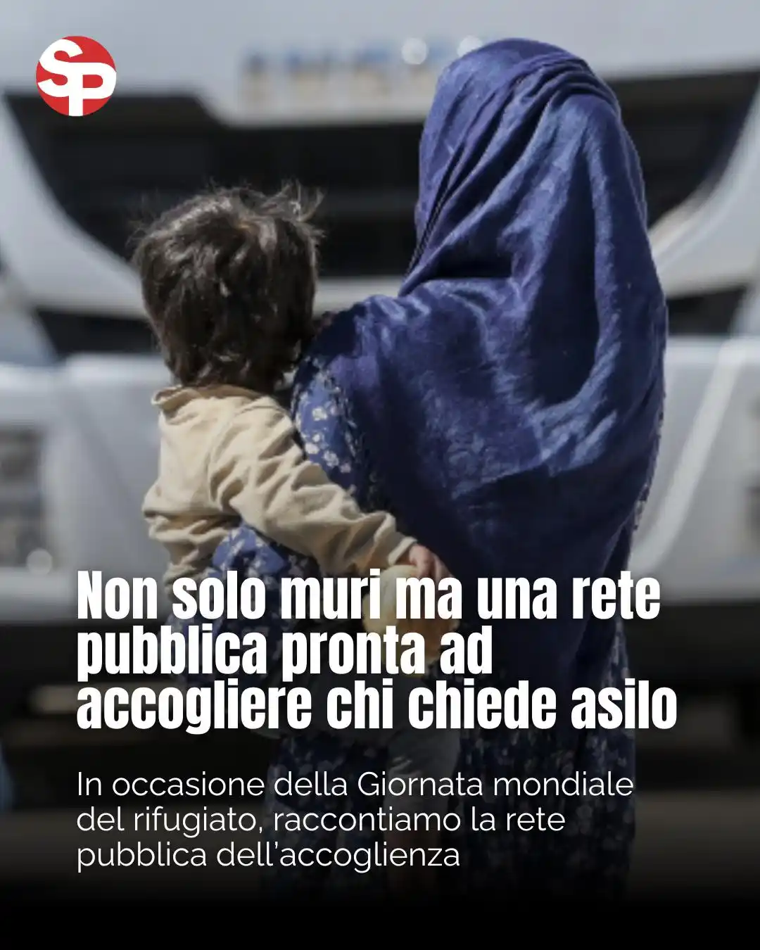 Image from FP CGIL: Chi fugge dalla propria terra e arriva in Italia in cerca di protezion...