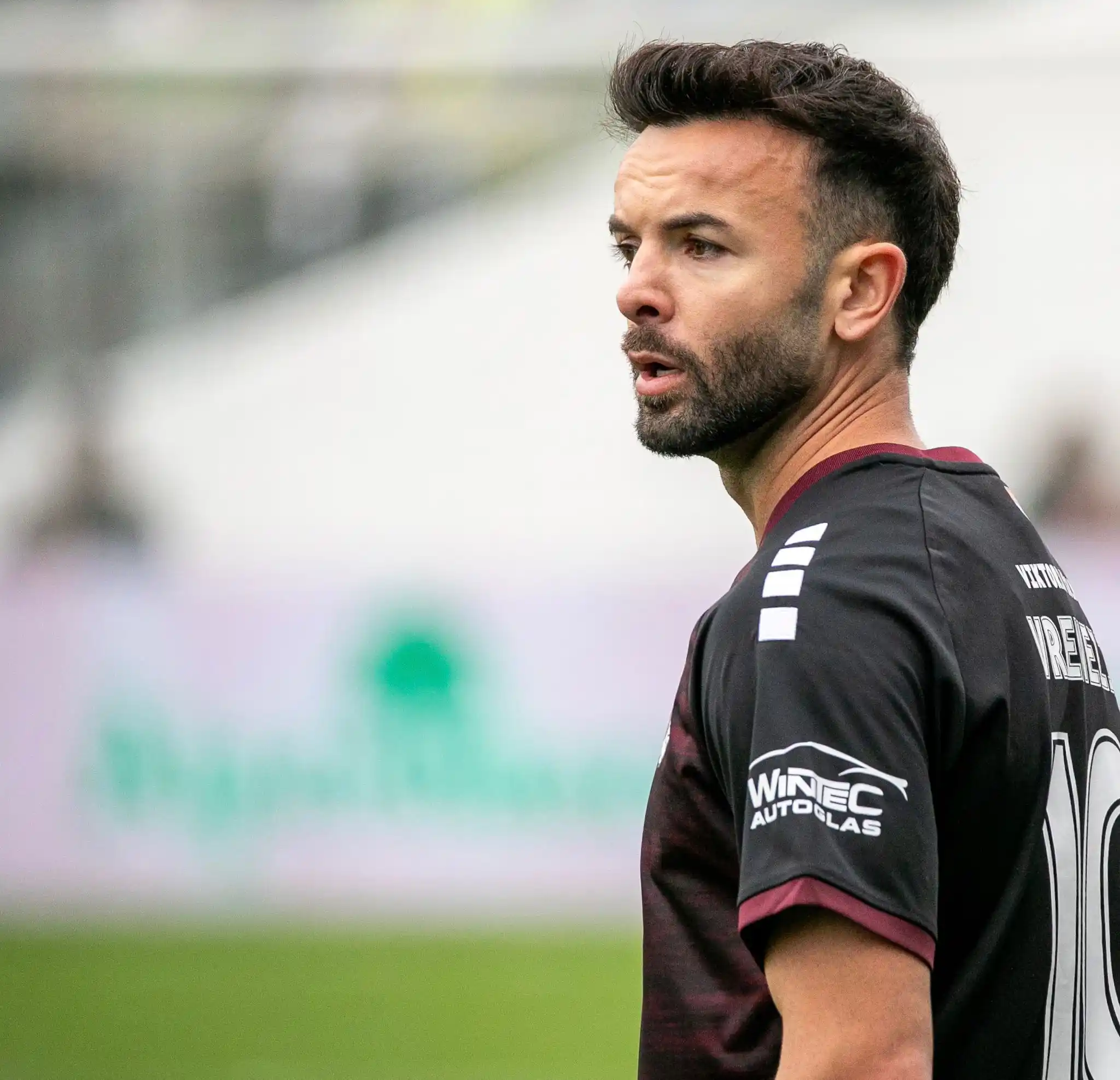 Image from FC Viktoria Köln 1904: 𝐌𝐚𝐜𝐡 𝐞𝐭 𝐣𝐨𝐨𝐭, 𝐀𝐥𝐛𝐢! 👋 Viktoria Köln und Albion Vrenezi...